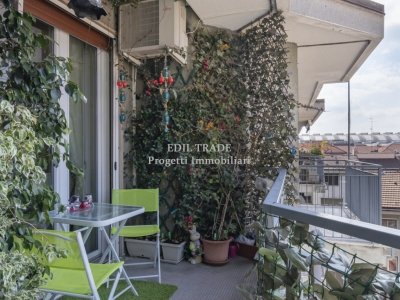 appartamento in vendita a Milano in zona Isola