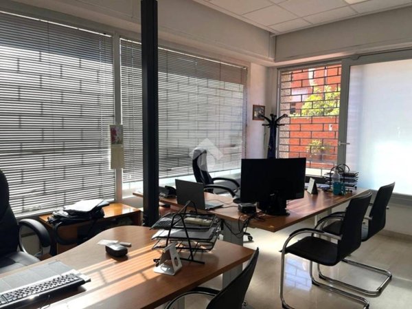 ufficio in vendita a Milano
