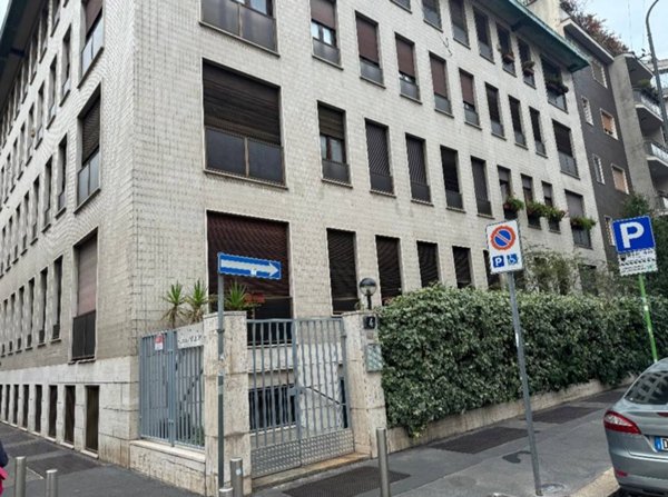 appartamento in vendita a Milano in zona Porta Venezia
