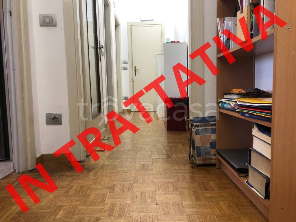 appartamento in vendita a Milano in zona Quarto Oggiaro