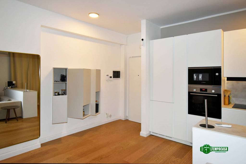 appartamento in vendita a Milano in zona Il Portello