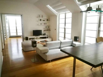 appartamento in vendita a Milano in zona Cadorna
