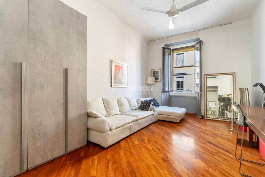 appartamento in vendita a Milano in zona Morivione