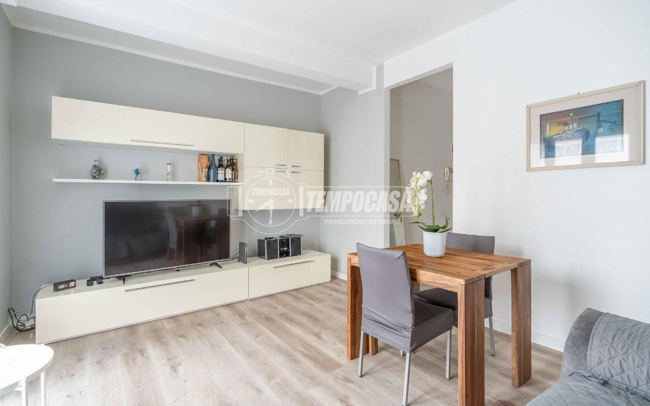 appartamento in vendita a Milano in zona Moncucco