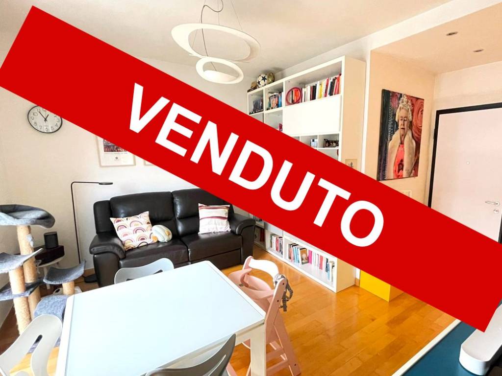appartamento in vendita a Milano in zona Porta Vittoria