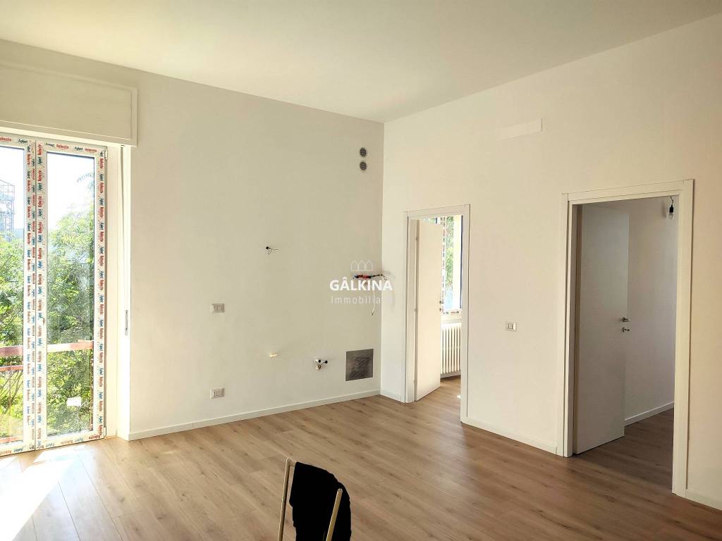 appartamento in vendita a Milano in zona Dergano