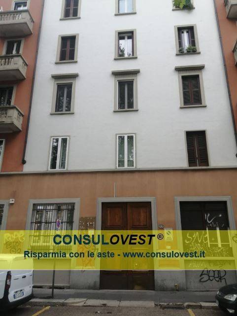 appartamento in vendita a Milano in zona Piazzale Lodi