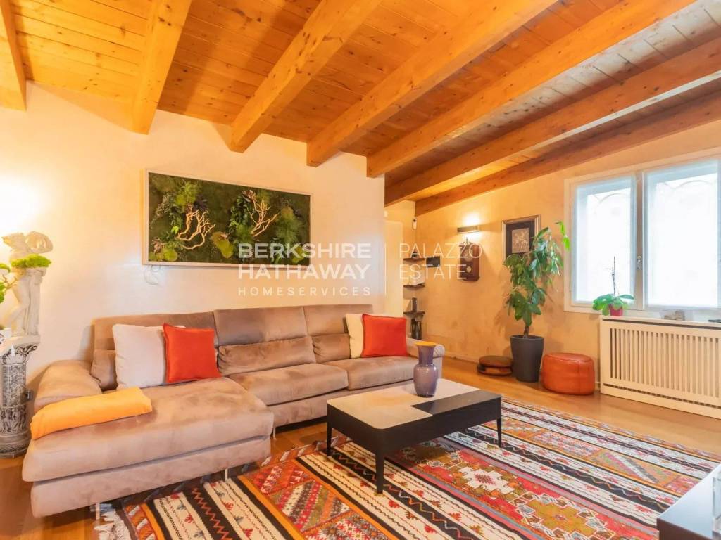 appartamento in vendita a Milano in zona Città Studi