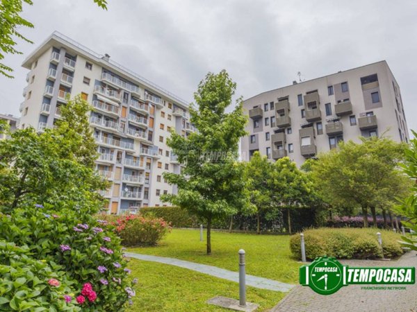 appartamento in vendita a Milano in zona Trenno