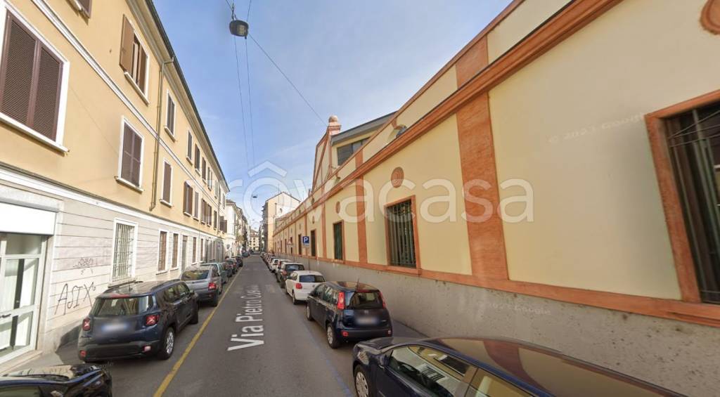appartamento in vendita a Milano in zona Porta Ticinese
