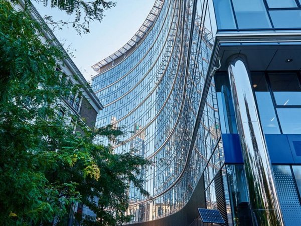 intera palazzina in vendita a Milano in zona Sempione