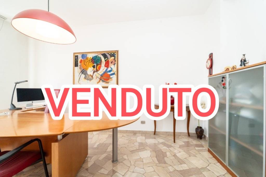 appartamento in vendita a Milano in zona Corvetto