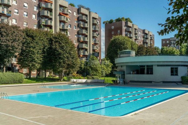 appartamento in vendita a Milano in zona Morivione