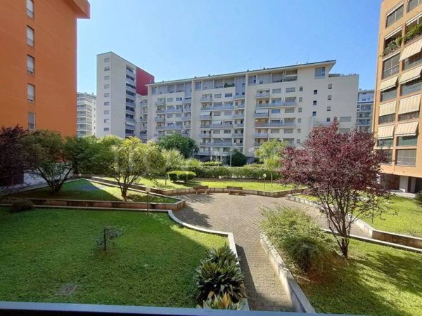 appartamento in vendita a Milano in zona Rogoredo