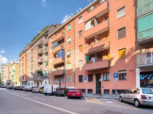 appartamento in vendita a Milano in zona Calvairate