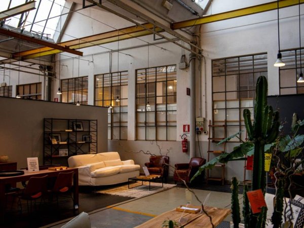 negozio in vendita a Milano in zona Adriano