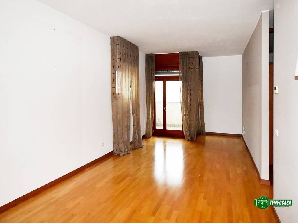 appartamento in vendita a Milano in zona Gratosoglio