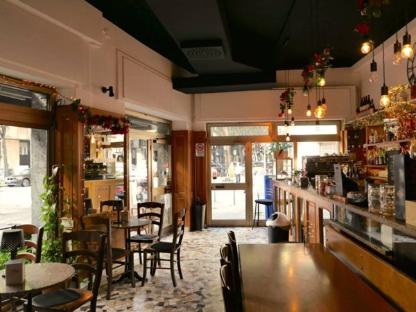 negozio in vendita a Milano in zona Città Studi