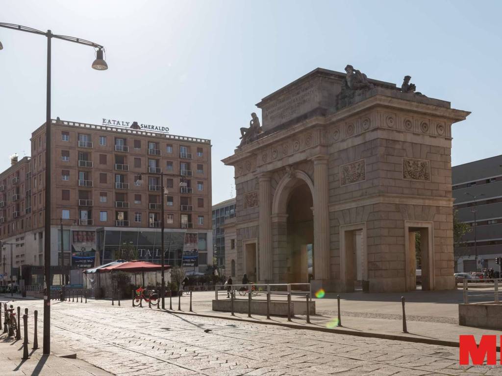 appartamento in vendita a Milano in zona Porta Garibaldi