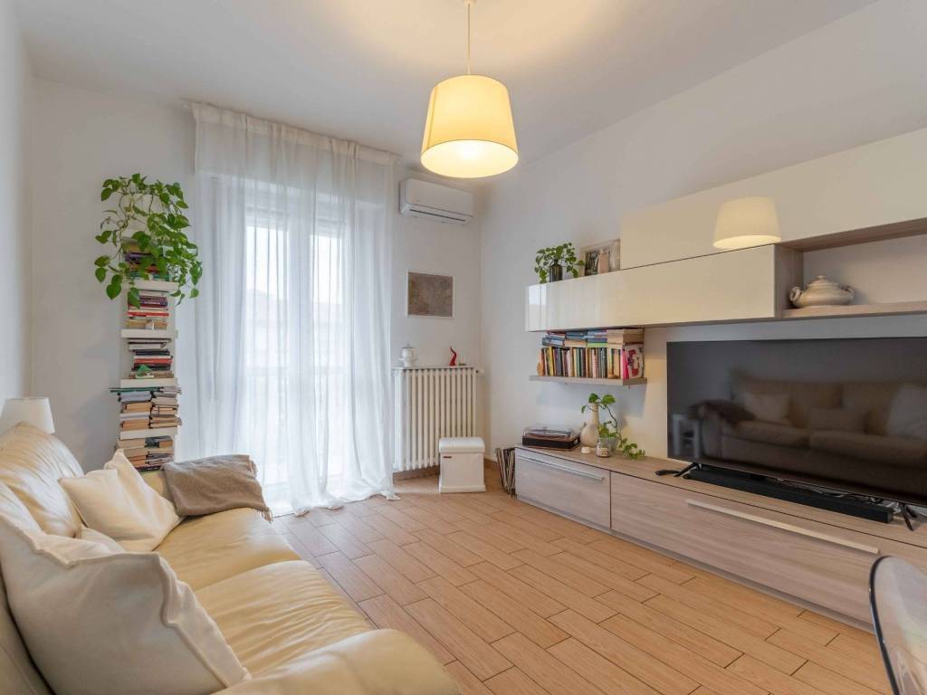 appartamento in vendita a Milano in zona Chiesa Rossa