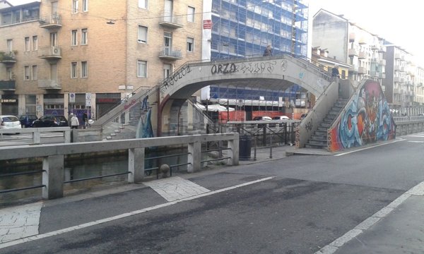 negozio in vendita a Milano in zona Porta Genova