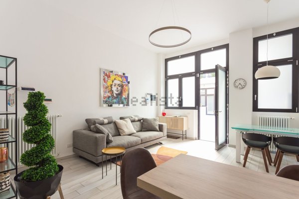 appartamento in vendita a Milano in zona Il Portello