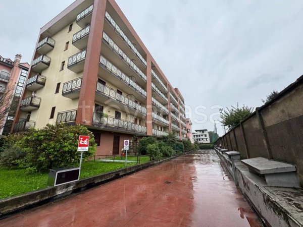 appartamento in vendita a Milano in zona Comasina