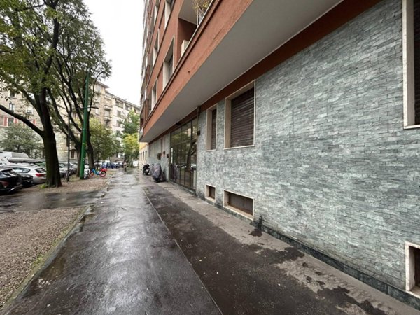 appartamento in vendita a Milano in zona Sempione