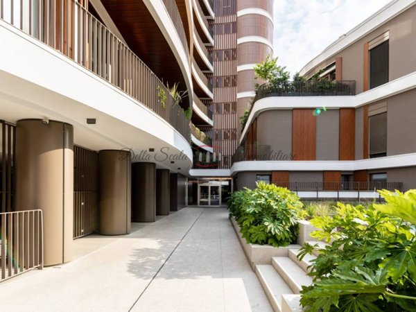 appartamento in vendita a Milano in zona Isola