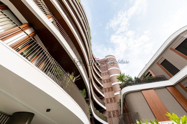 appartamento in vendita a Milano in zona Isola
