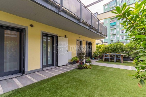 appartamento in vendita a Milano in zona Porta Genova