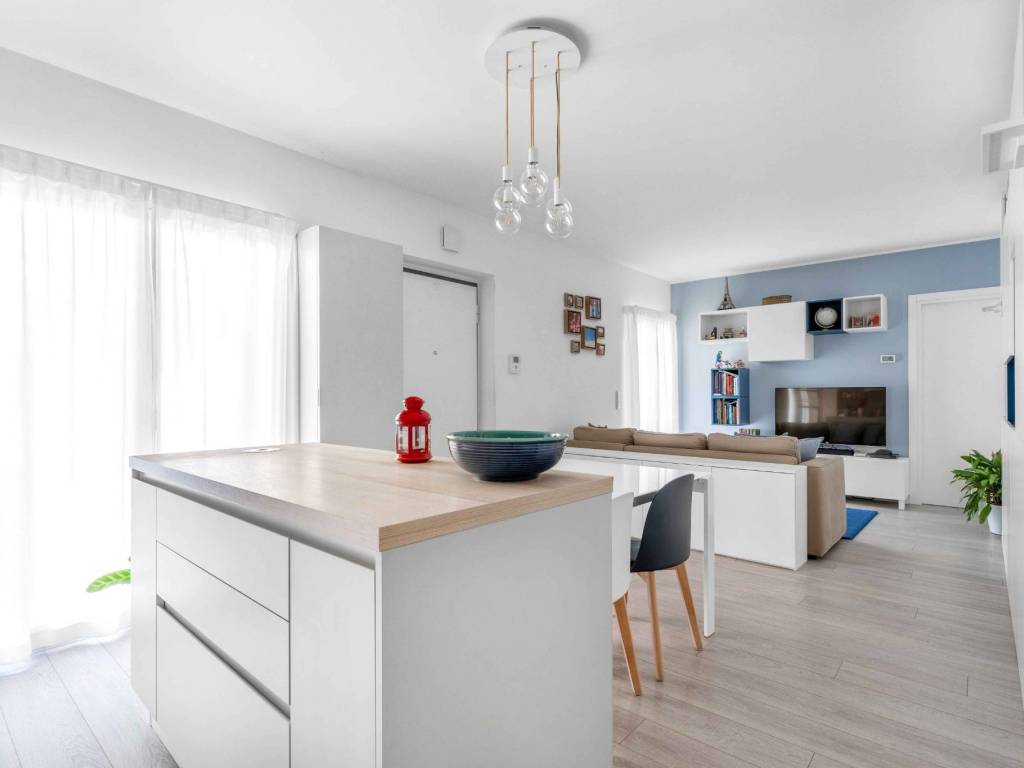 appartamento in vendita a Milano in zona Porta Ticinese