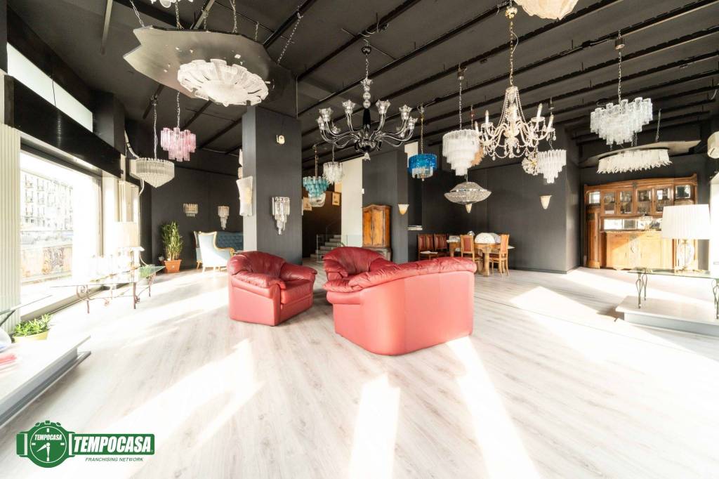 negozio in vendita a Milano in zona Turro
