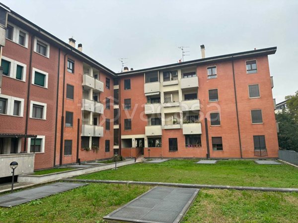 appartamento in vendita a Milano in zona Gratosoglio