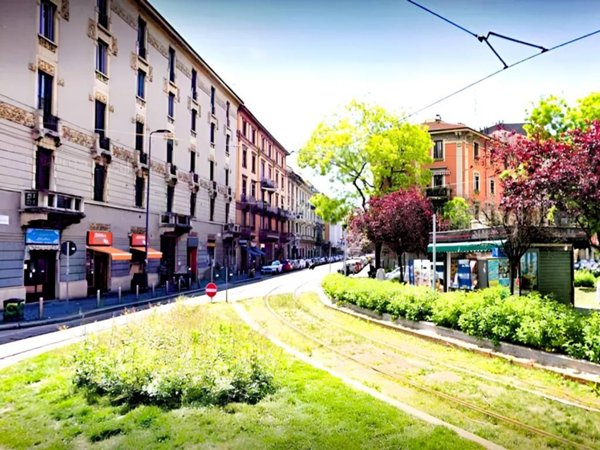 negozio in vendita a Milano in zona Città Studi