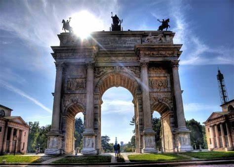 appartamento in vendita a Milano in zona Bullona