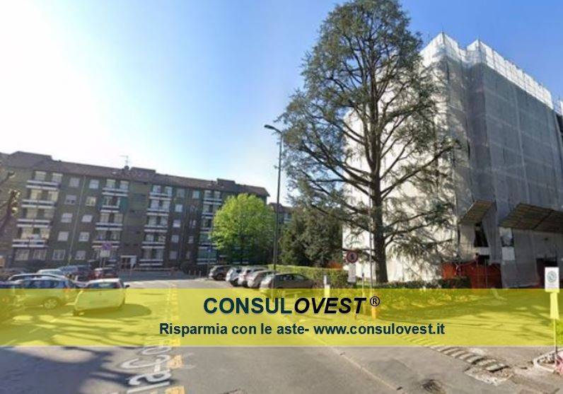 appartamento in vendita a Milano in zona Quarto Oggiaro