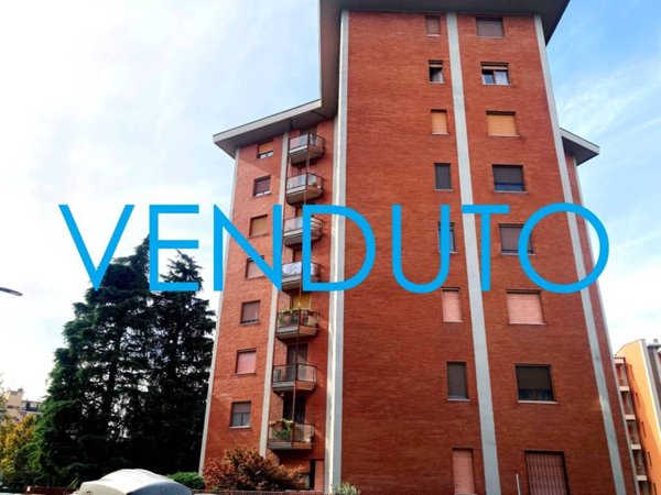 appartamento in vendita a Milano in zona Rogoredo