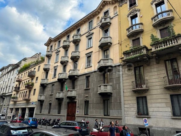 locale commerciale in vendita a Milano
