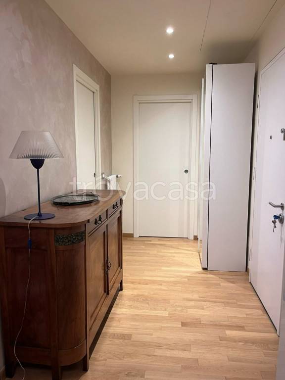 appartamento in vendita a Milano in zona Solari