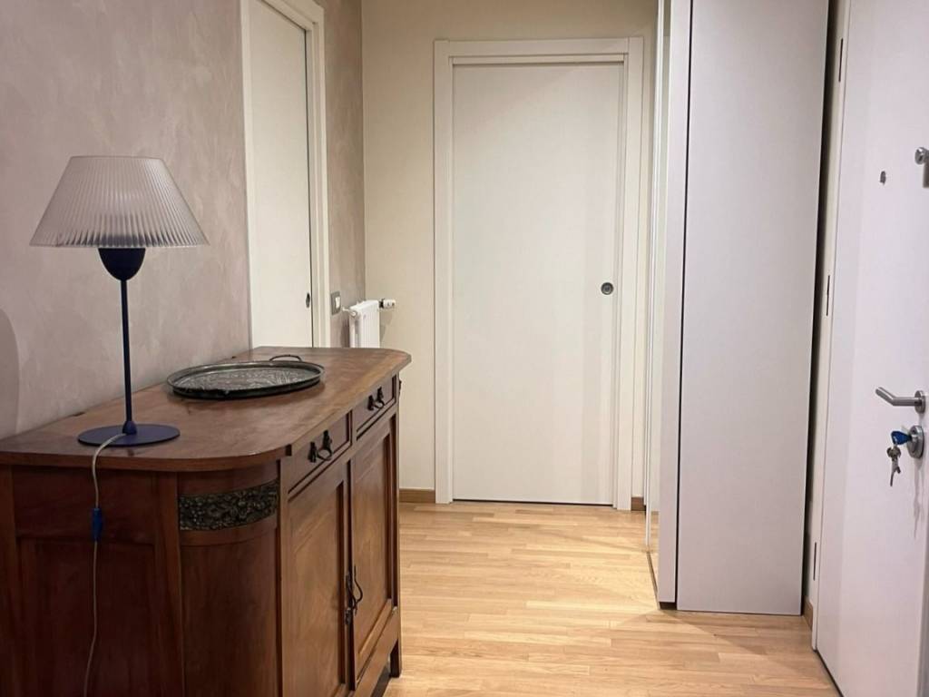 appartamento in vendita a Milano in zona Solari