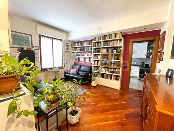 appartamento in vendita a Milano in zona Piazzale Lodi