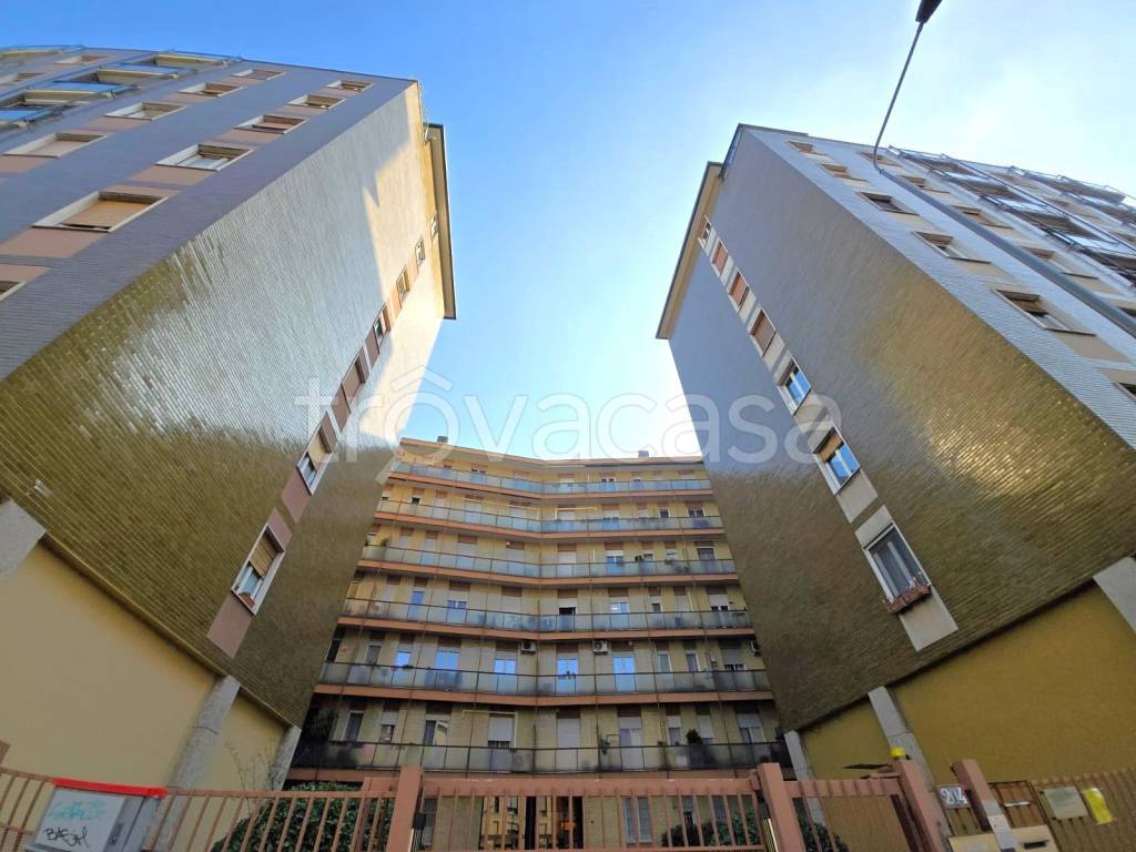 appartamento in vendita a Milano in zona Precotto