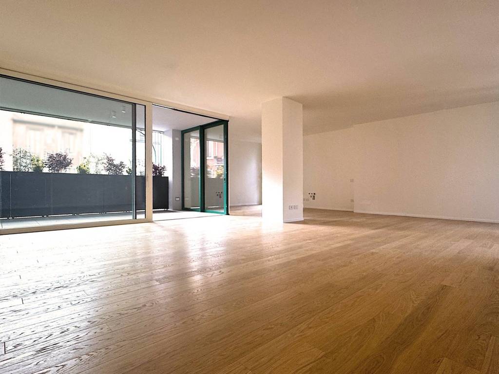 appartamento in vendita a Milano in zona Guastalla