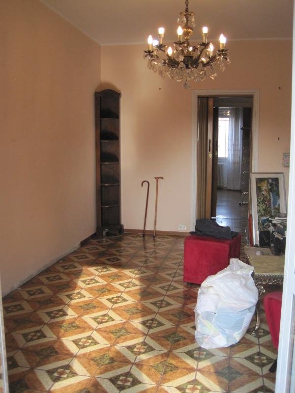 appartamento in vendita a Milano in zona Famagosta