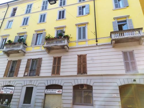 appartamento in vendita a Milano in zona Bocconi