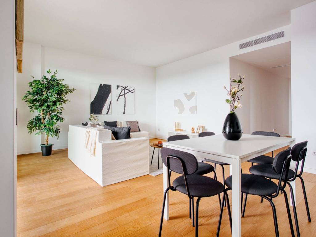 appartamento in vendita a Milano in zona Vigentino