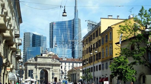 appartamento in vendita a Milano in zona Porta Garibaldi