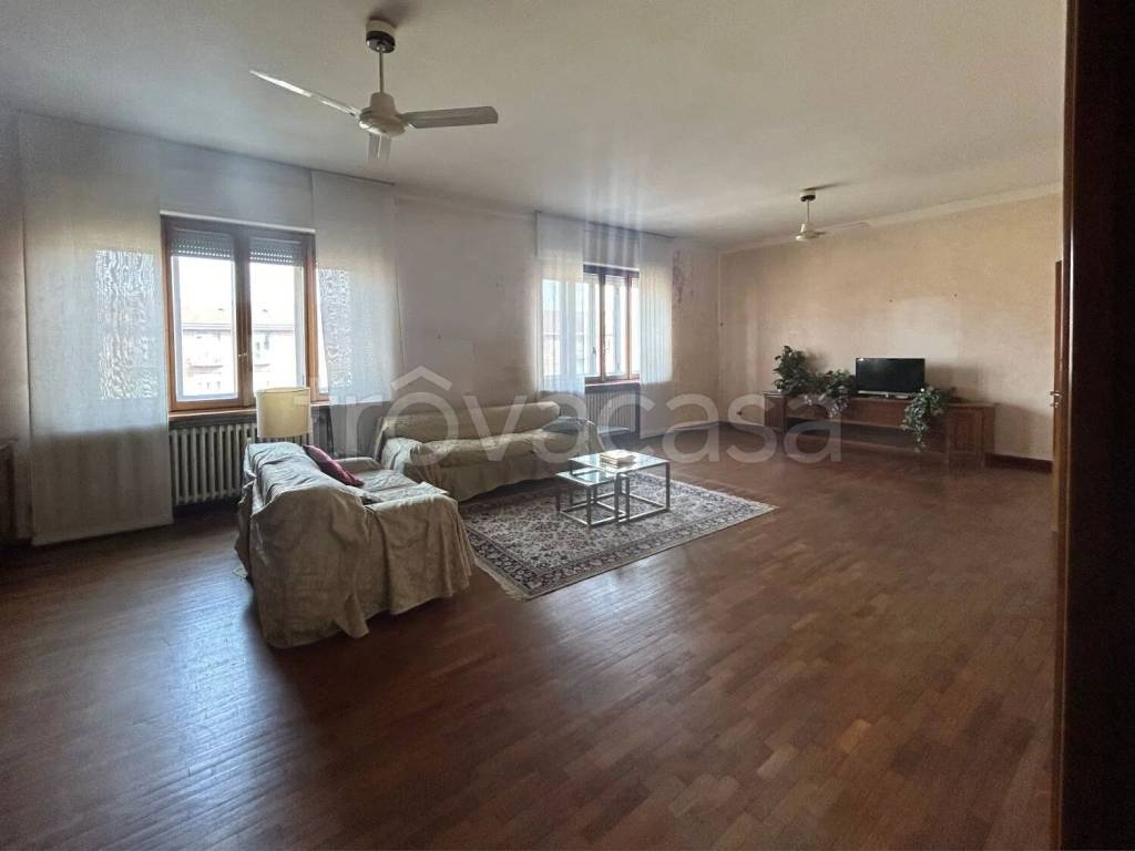 appartamento in vendita a Milano in zona Porta Romana