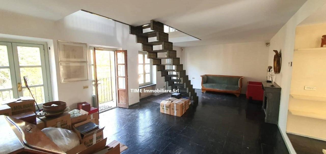 appartamento in vendita a Milano in zona Porta Vigentina